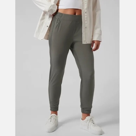 ATHLETA Textured Brooklyn Jogger, size 14 - Picture 2 of 8